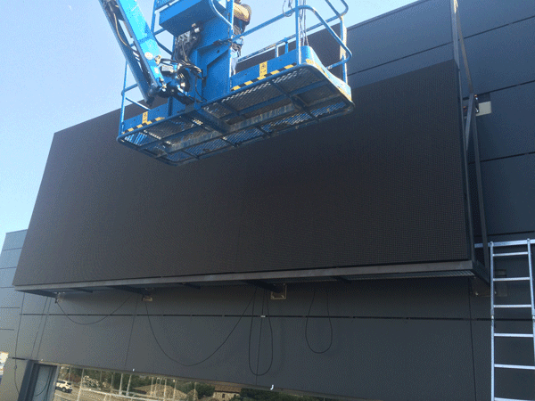 Pantalla LED para Concesionarios