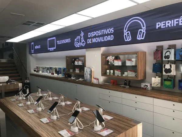 Pantalla Led P4 interior CableWorld Elda Alicante