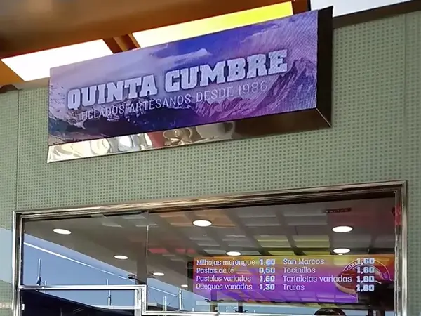 Pantallas led P3 de interior en heladería de un centro comercial en Las palmas de gran canaria