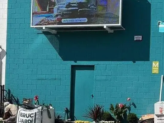 Pantalla gigante led en Pamplona (nave industrial)