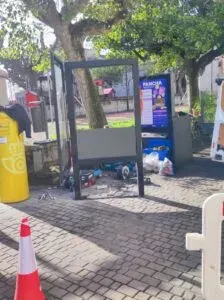 Instalación de pantalla LED para ayuntamiento en la calle Mupi LED