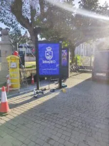Instalación Mupi LED
