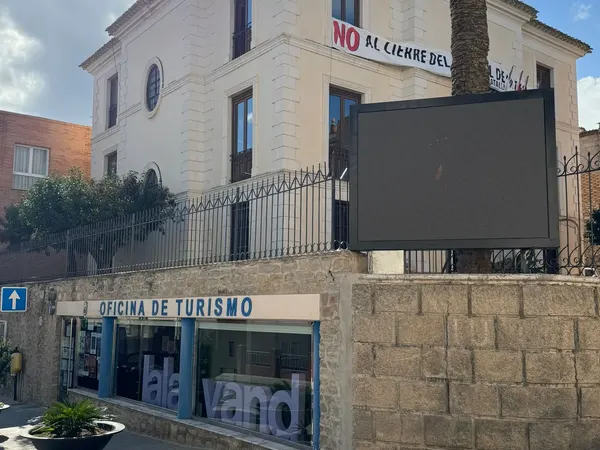 Mupi con pantalla LED en Moratalla, Murcia