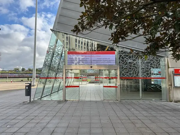 Pantalla LED en el Metro, Bilbao